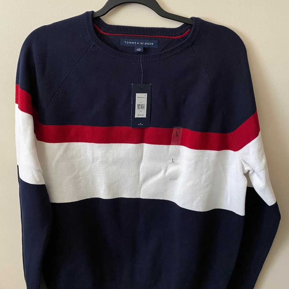 NWT Tommy Hilfiger Sweater
